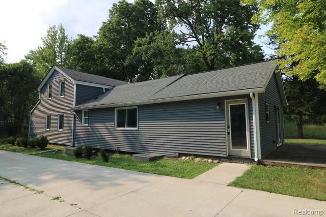 9900 Dartmouth Road, Clarkston, MI 48348