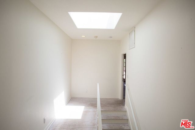 260 EL CAMINO Drive, Beverly Hills, CA 90212