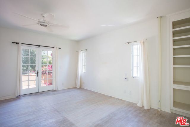 260 EL CAMINO Drive, Beverly Hills, CA 90212