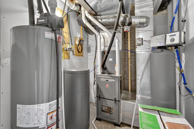 2812 Long Avenue, Van Meter, IA 50261