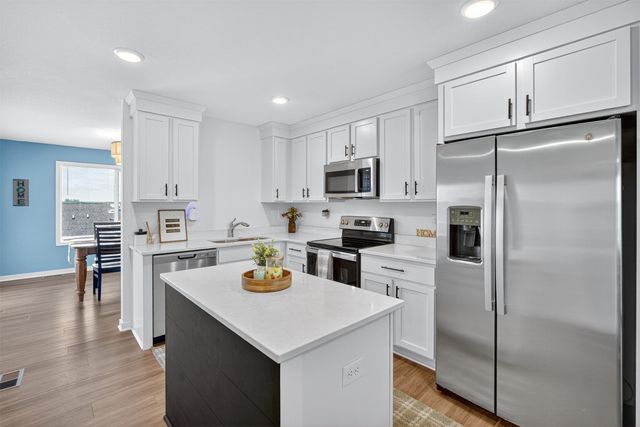 2812 Long Avenue, Van Meter, IA 50261