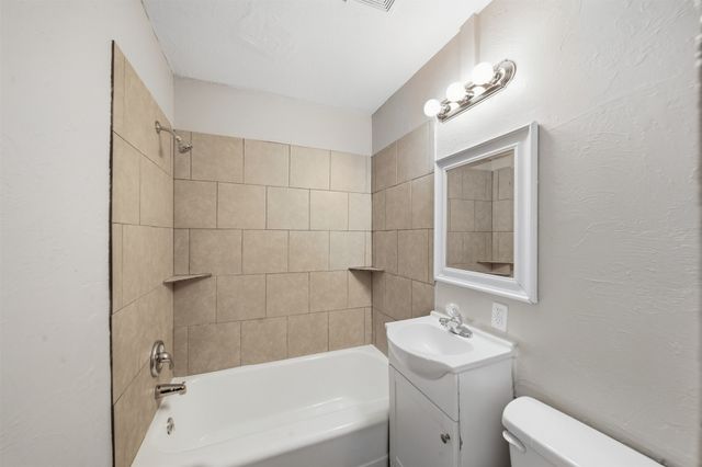 270 E 51st Place N, Tulsa, OK 74126