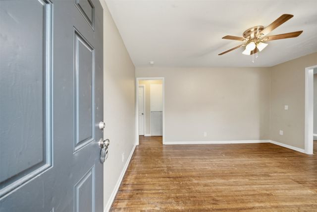 270 E 51st Place N, Tulsa, OK 74126
