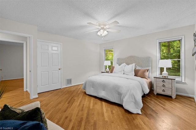 2725 Stable Hill Trail, Kernersville, NC 27284