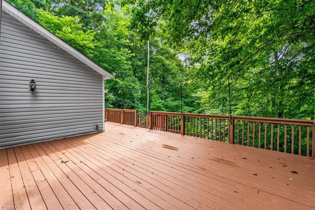 2725 Stable Hill Trail, Kernersville, NC 27284