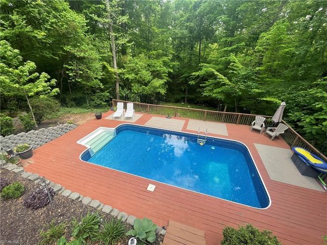 2725 Stable Hill Trail, Kernersville, NC 27284