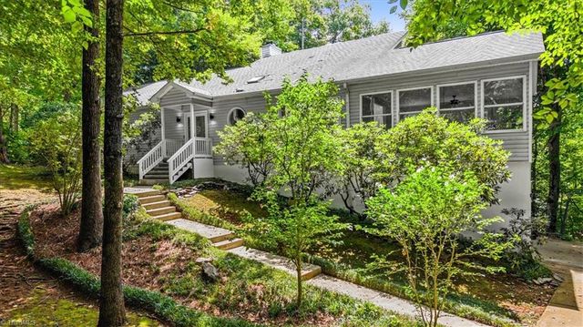 2725 Stable Hill Trail, Kernersville, NC 27284