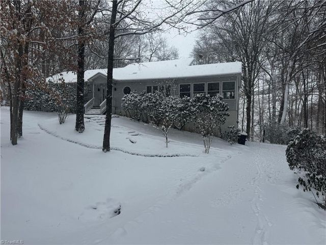 2725 Stable Hill Trail, Kernersville, NC 27284