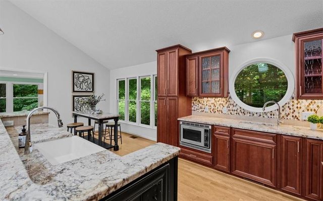 2725 Stable Hill Trail, Kernersville, NC 27284