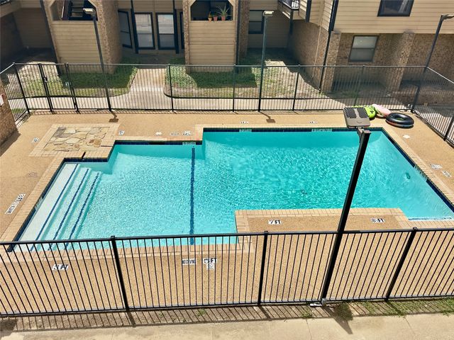 3022 Forest Lane 106, Dallas, TX 75234
