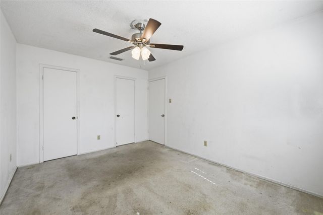 2212 Benbrook Drive, Carrollton, TX 75007