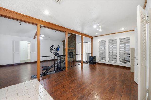 2212 Benbrook Drive, Carrollton, TX 75007