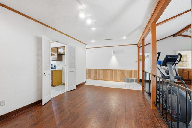 2212 Benbrook Drive, Carrollton, TX 75007