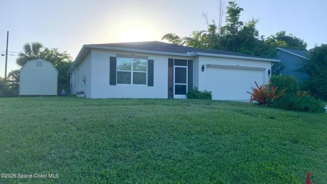 450 Hazel Street, Sebastian, FL 32958