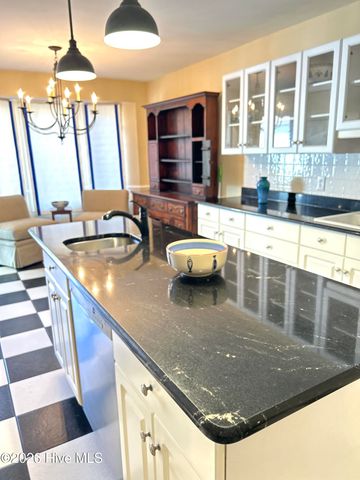 160 Hunter Trail, Southern Pines, NC 28387