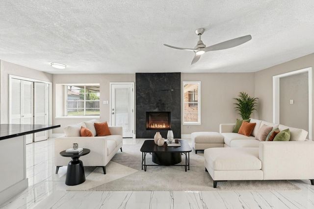 1023 Twinbrooke Drive, Houston, TX 77088