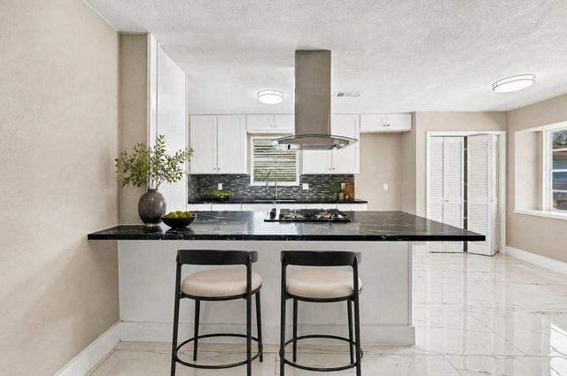 1023 Twinbrooke Drive, Houston, TX 77088