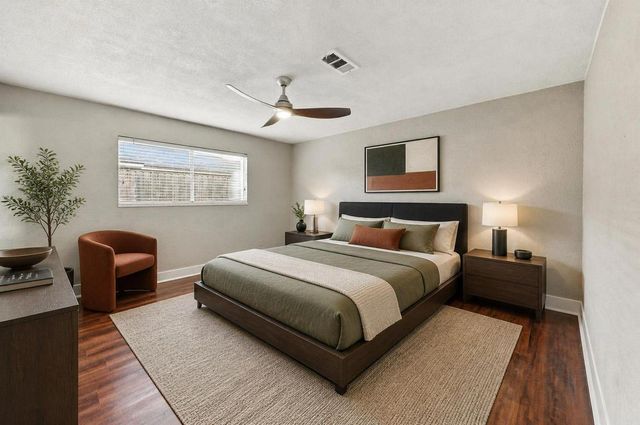 1023 Twinbrooke Drive, Houston, TX 77088