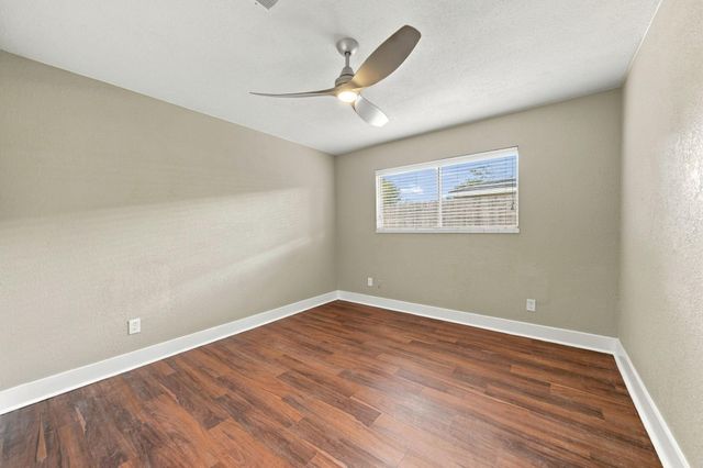 1023 Twinbrooke Drive, Houston, TX 77088
