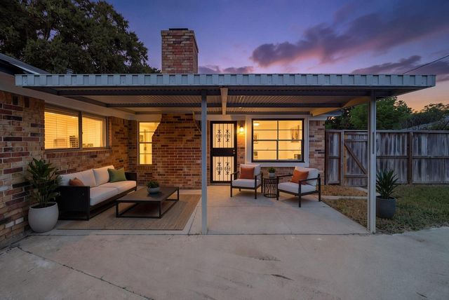 1023 Twinbrooke Drive, Houston, TX 77088