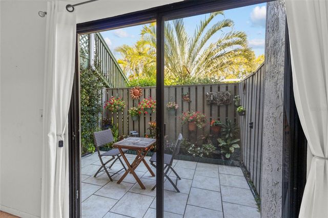 1520 PELICAN POINT DRIVE 155, Sarasota, FL 34231