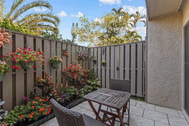 1520 PELICAN POINT DRIVE 155, Sarasota, FL 34231