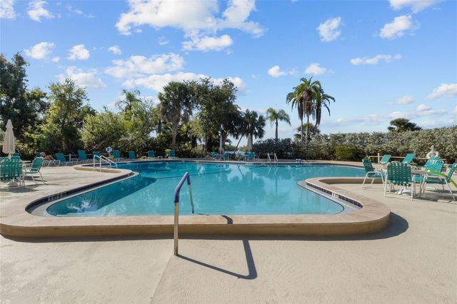 1520 PELICAN POINT DRIVE 155, Sarasota, FL 34231
