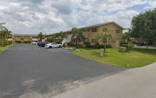 2102 NE 1st Way 102, Boynton Beach, FL 33435