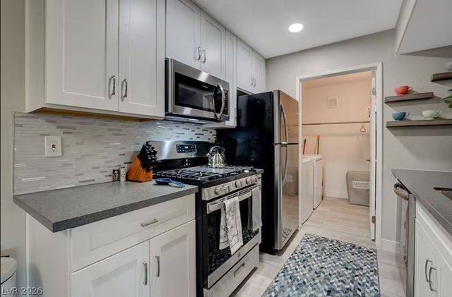 7885 West Flamingo Road 1156, Las Vegas, NV 89147