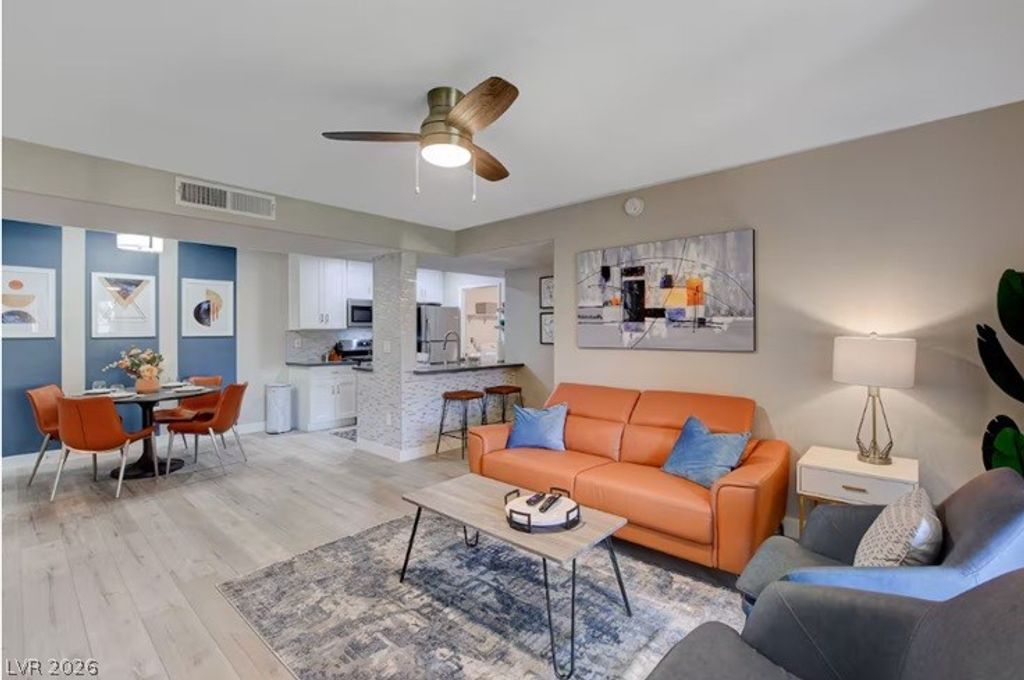 7885 West Flamingo Road 1156, Las Vegas, NV 89147