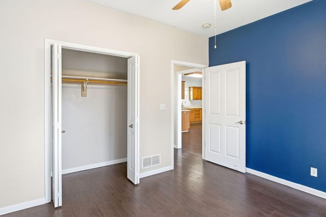 1806 GYPSY MOTH DR, Columbia, MO 65202