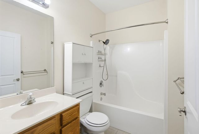 1806 GYPSY MOTH DR, Columbia, MO 65202