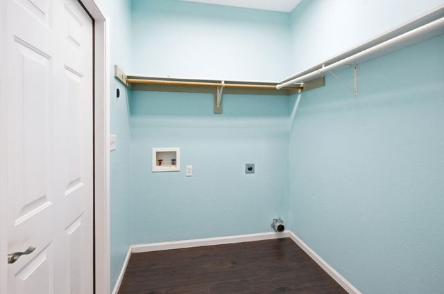 1806 GYPSY MOTH DR, Columbia, MO 65202