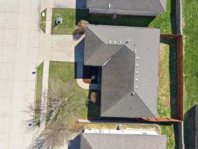 1806 GYPSY MOTH DR, Columbia, MO 65202