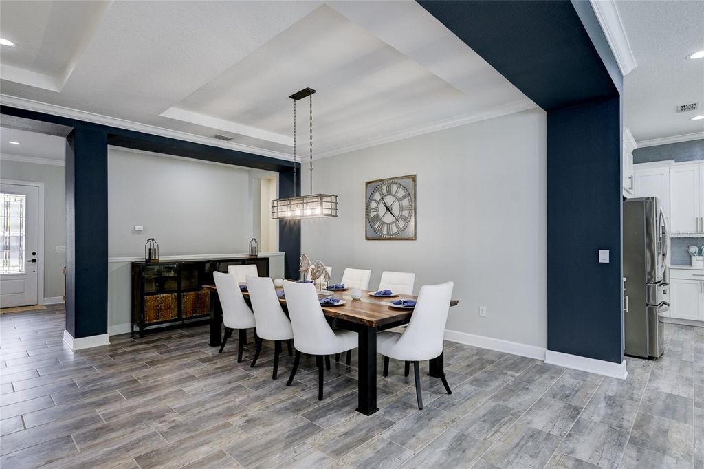 Image 12 of property listing at 747 116TH COURT NE, Bradenton, FL 34212