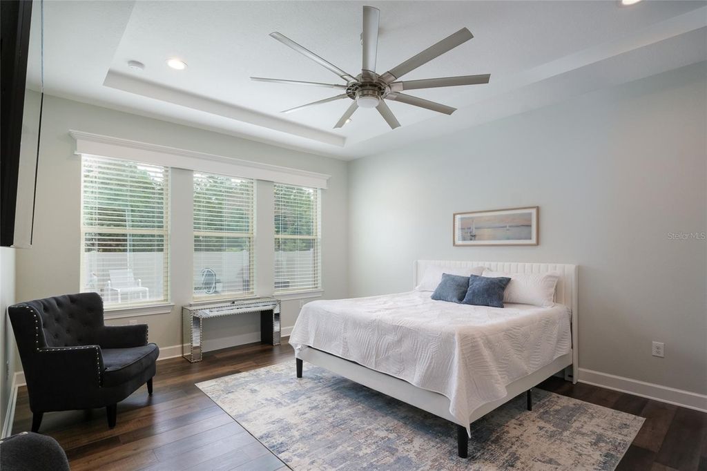 Image 27 of property listing at 747 116TH COURT NE, Bradenton, FL 34212