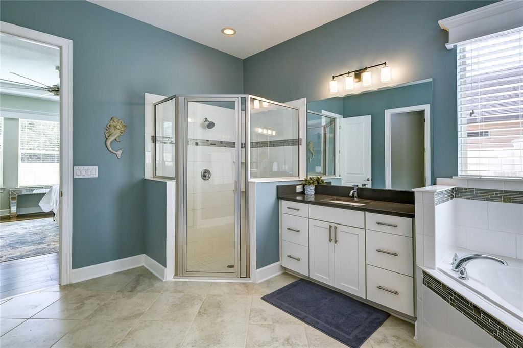 Image 31 of property listing at 747 116TH COURT NE, Bradenton, FL 34212