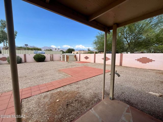 5111 E Peach Street, Tucson, AZ 85712