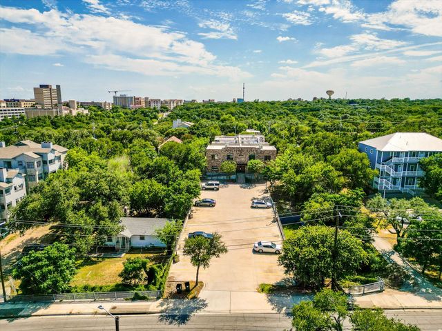 1011 N Lbj DR 101A, San Marcos, TX 78666