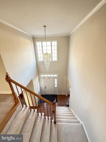 1742 VALLEY AVE, Mclean, VA 22101