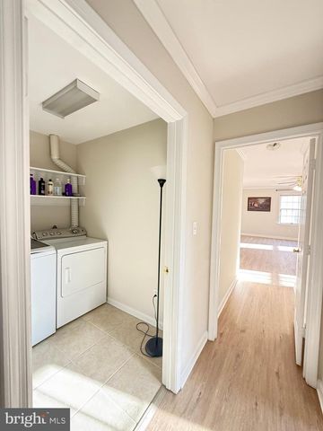 1742 VALLEY AVE, Mclean, VA 22101