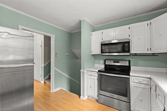 101 Asheview Court, King, NC 27021