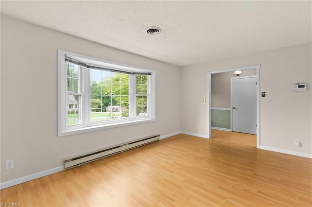 101 Asheview Court, King, NC 27021