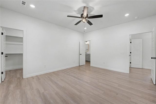 3 Runnymede Circle, Bella Vista, AR 72715