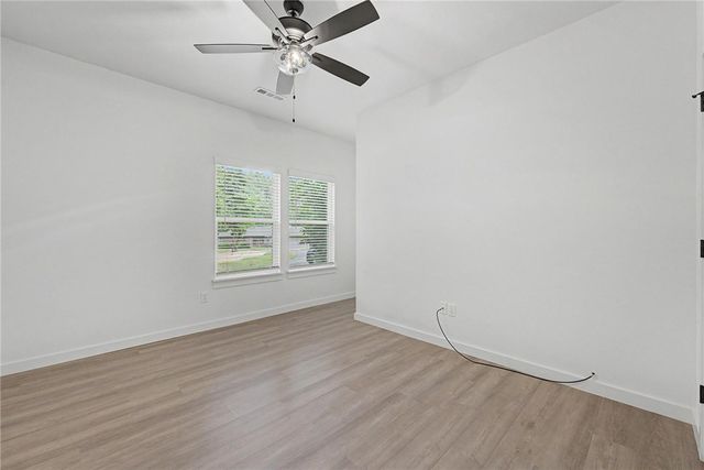 3 Runnymede Circle, Bella Vista, AR 72715