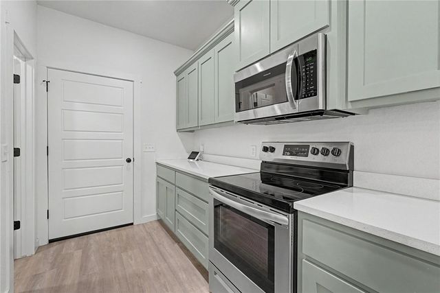 3 Runnymede Circle, Bella Vista, AR 72715