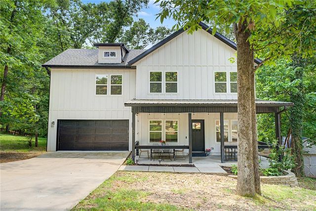 3 Runnymede Circle, Bella Vista, AR 72715