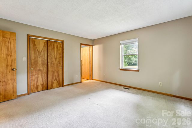 6606 Ludell Lane, Charlotte, NC 28215