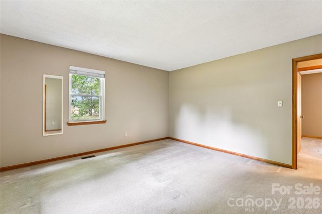 6606 Ludell Lane, Charlotte, NC 28215