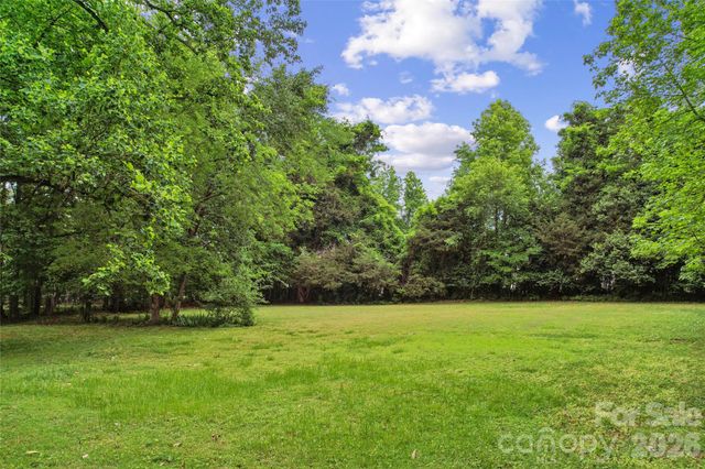 6606 Ludell Lane, Charlotte, NC 28215